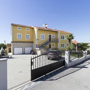 Euphemia Apartament